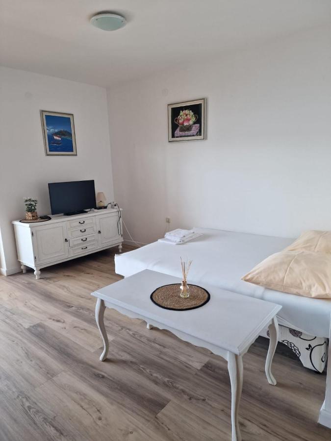 Stanici Villa Roing S מראה חיצוני תמונה